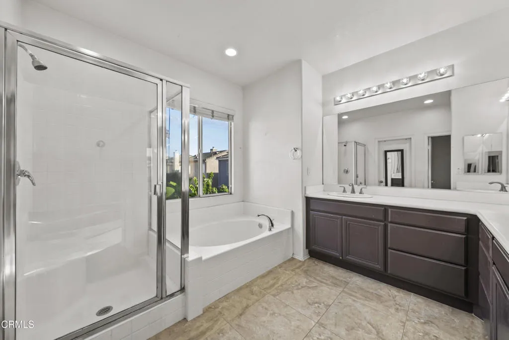 1930 Ribera Drive, Oxnard, California 93030 home-pic-27
