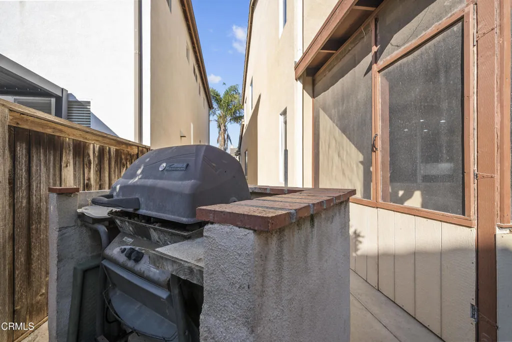 1930 Ribera Drive, Oxnard, California 93030 home-pic-37