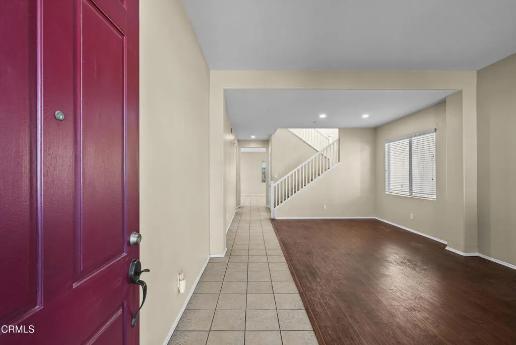 1930 Ribera Drive, Oxnard, California 93030 home-pic-3