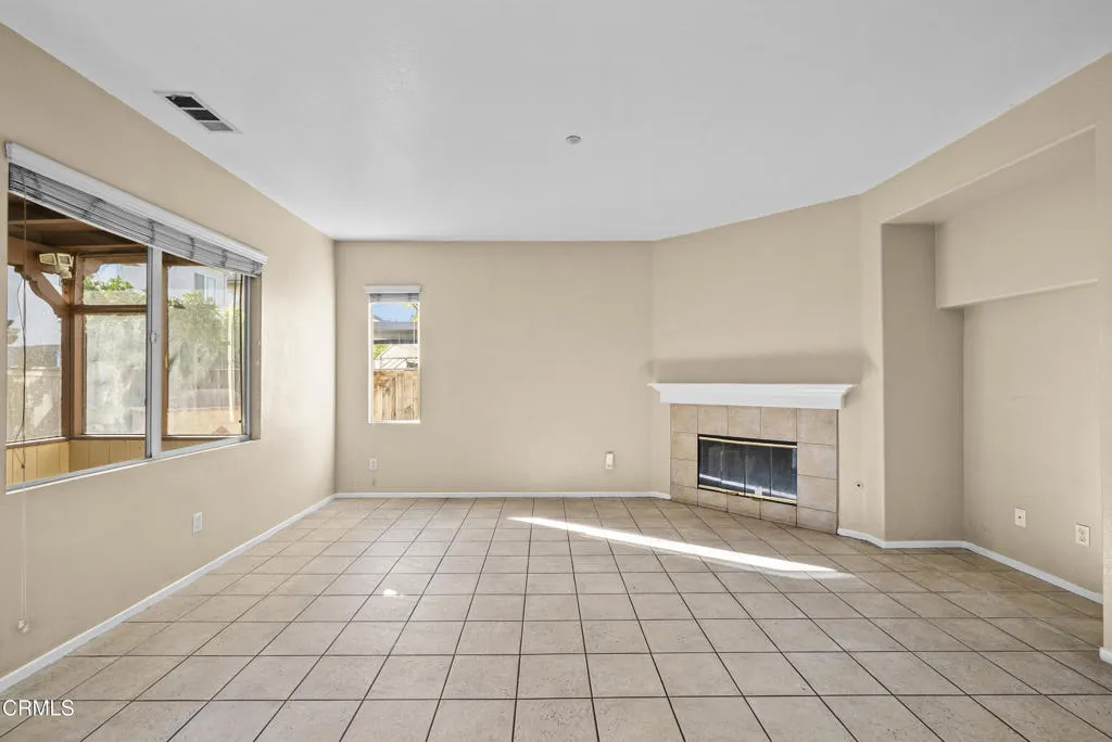 1930 Ribera Drive, Oxnard, California 93030 home-pic-7
