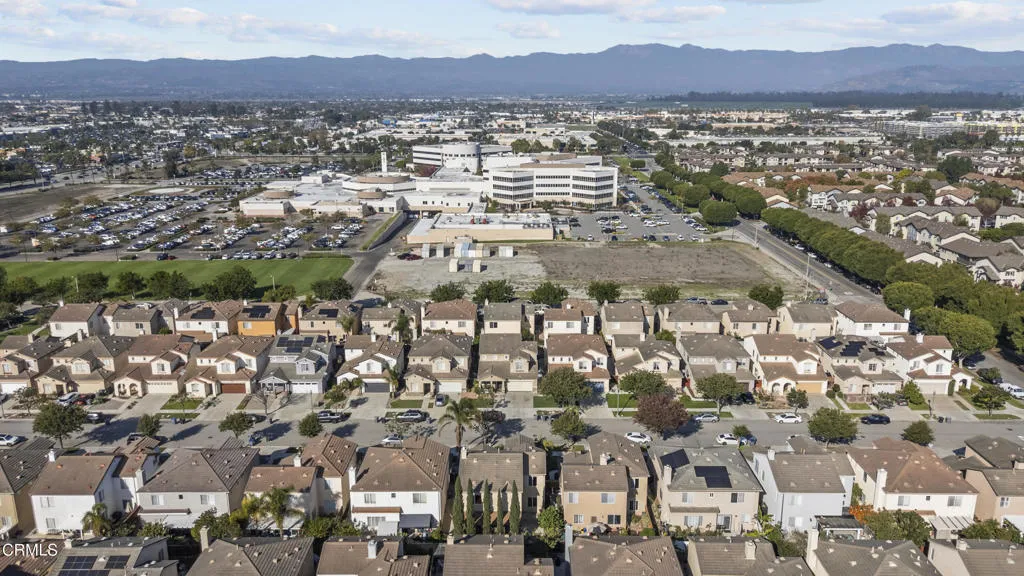 1930 Ribera Drive, Oxnard, California 93030 home-pic-41