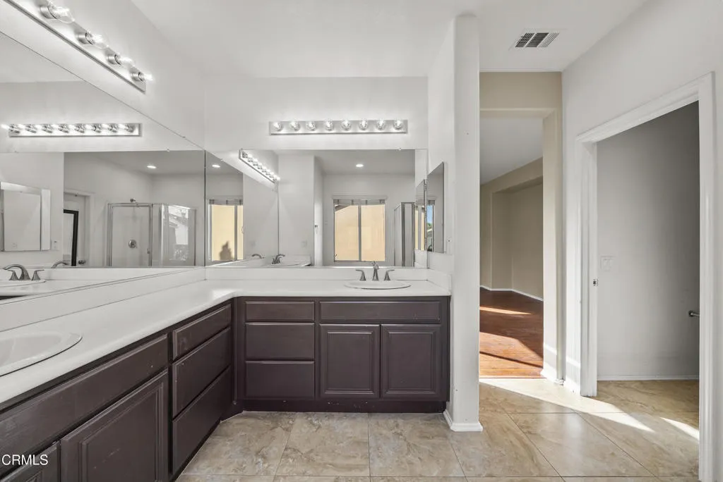 1930 Ribera Drive, Oxnard, California 93030 home-pic-29