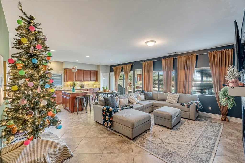 12936 Presidio, Victorville, California 92394 home-pic-7