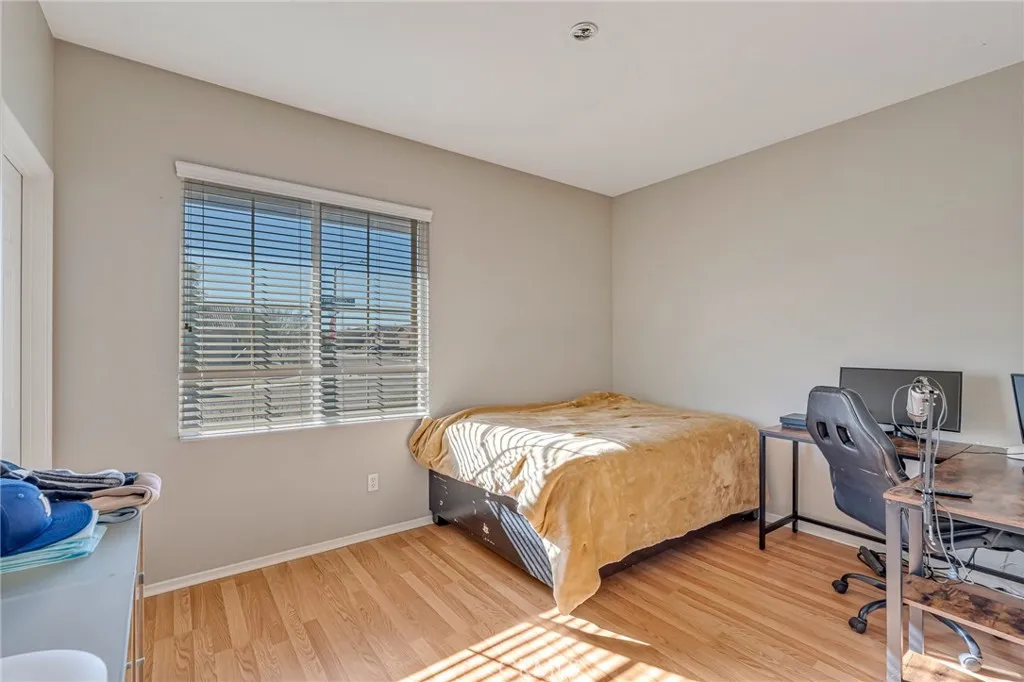 12936 Presidio, Victorville, California 92394 home-pic-20