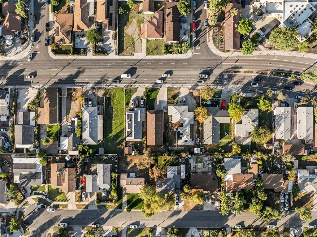 2520 14th Street, Riverside, California 92507 home-pic-12