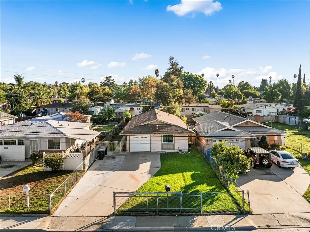 2520 14th Street, Riverside, California 92507 home-pic-0