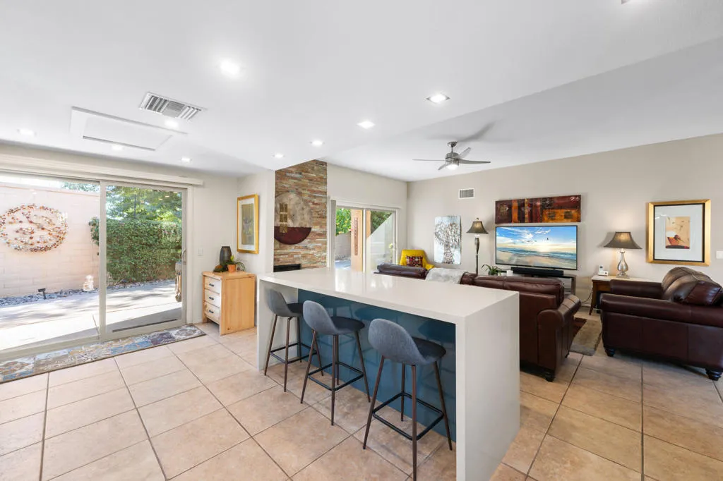 44079 Elba Court, Palm Desert, California 92260 home-pic-11