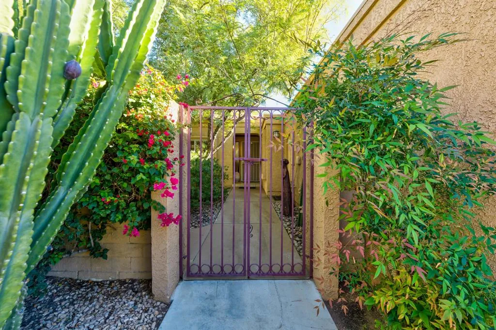 44079 Elba Court, Palm Desert, California 92260 home-pic-3