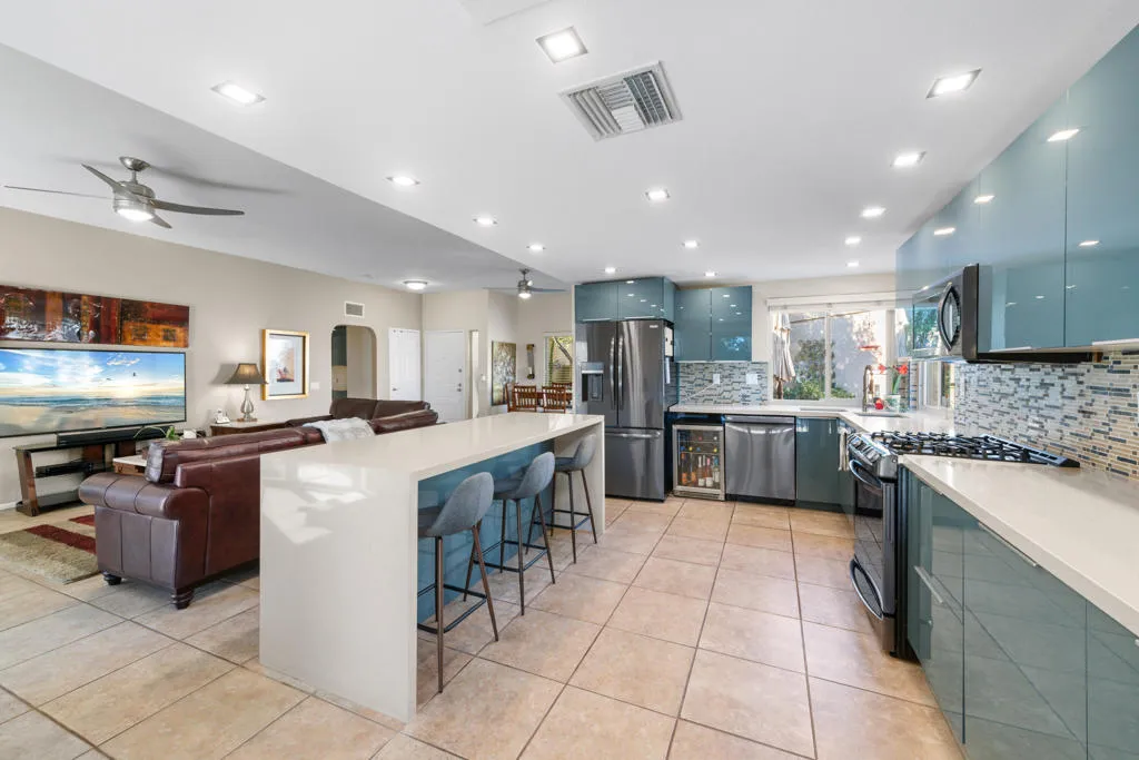 44079 Elba Court, Palm Desert, California 92260 home-pic-1