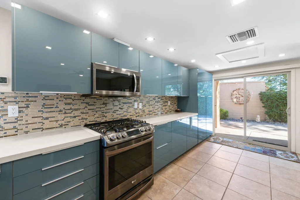44079 Elba Court, Palm Desert, California 92260 home-pic-9