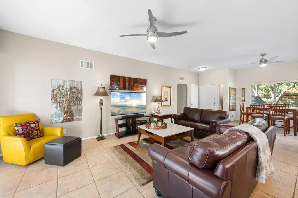 44079 Elba Court, Palm Desert, California 92260 home-pic-12