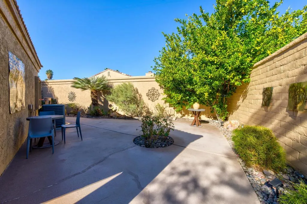 44079 Elba Court, Palm Desert, California 92260 home-pic-30