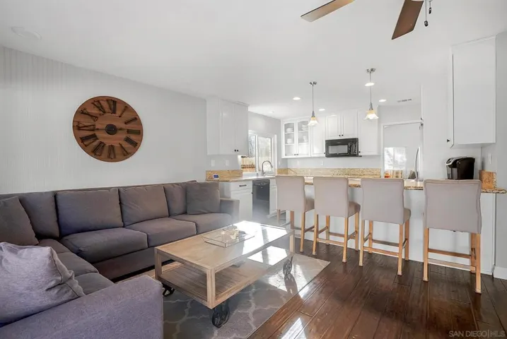13647 Paseo Cardiel, San Diego, California 92129