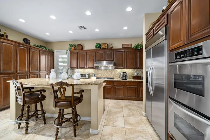 24-web-or-mls-JL_Residenza_0125_024