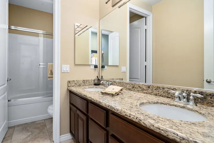 45-web-or-mls-JL_Residenza_0125_045