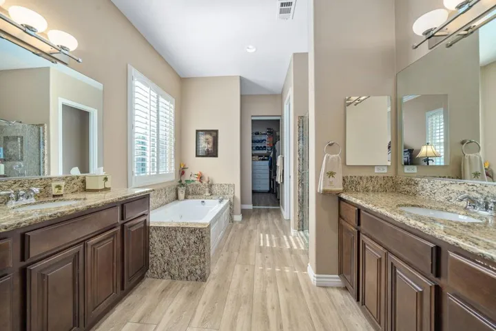 42-web-or-mls-JL_Residenza_0125_042