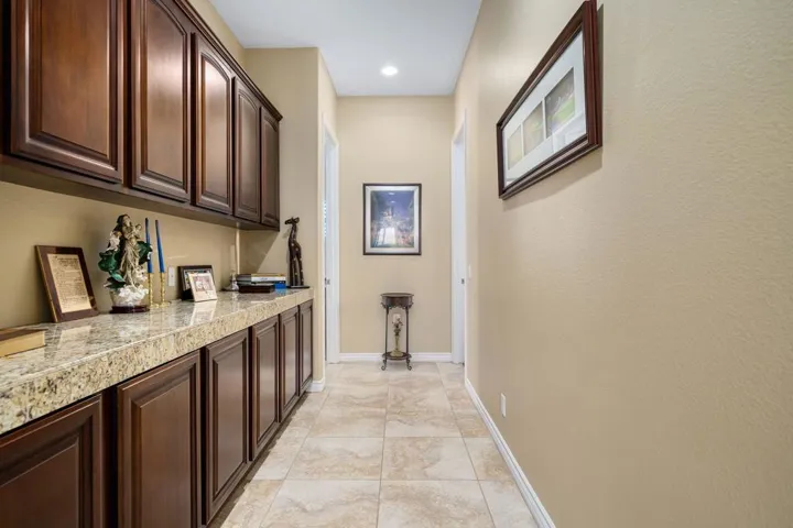47-web-or-mls-JL_Residenza_0125_047