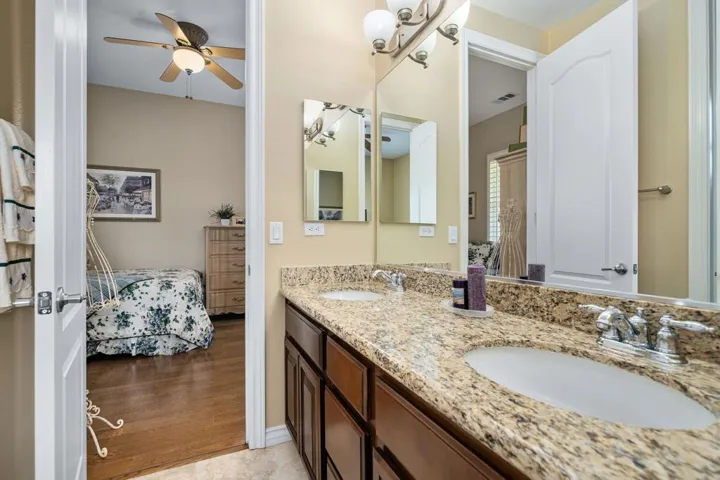 49-web-or-mls-JL_Residenza_0125_049