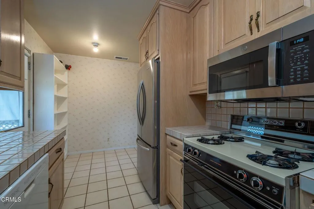 1262 Sespe Avenue, Fillmore, California 93015 home-pic-11