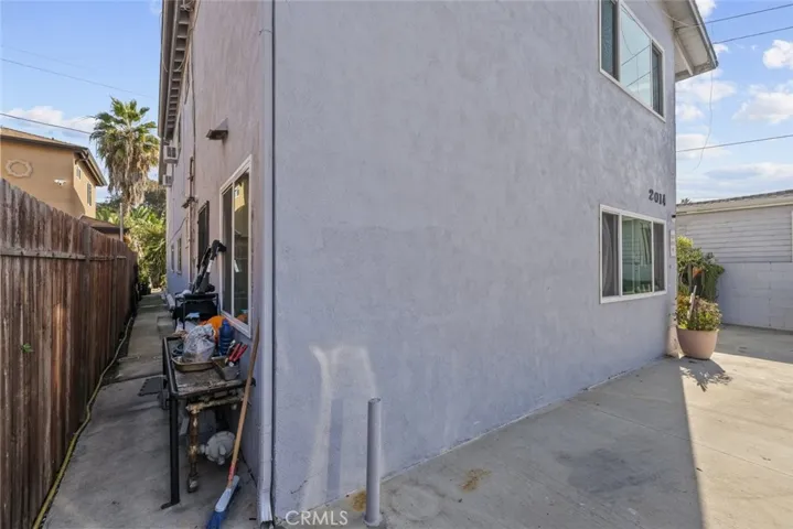 2016 Gates Street, Los Angeles, California 90031