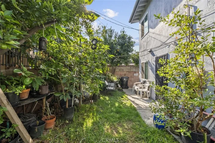 2016 Gates Street, Los Angeles, California 90031