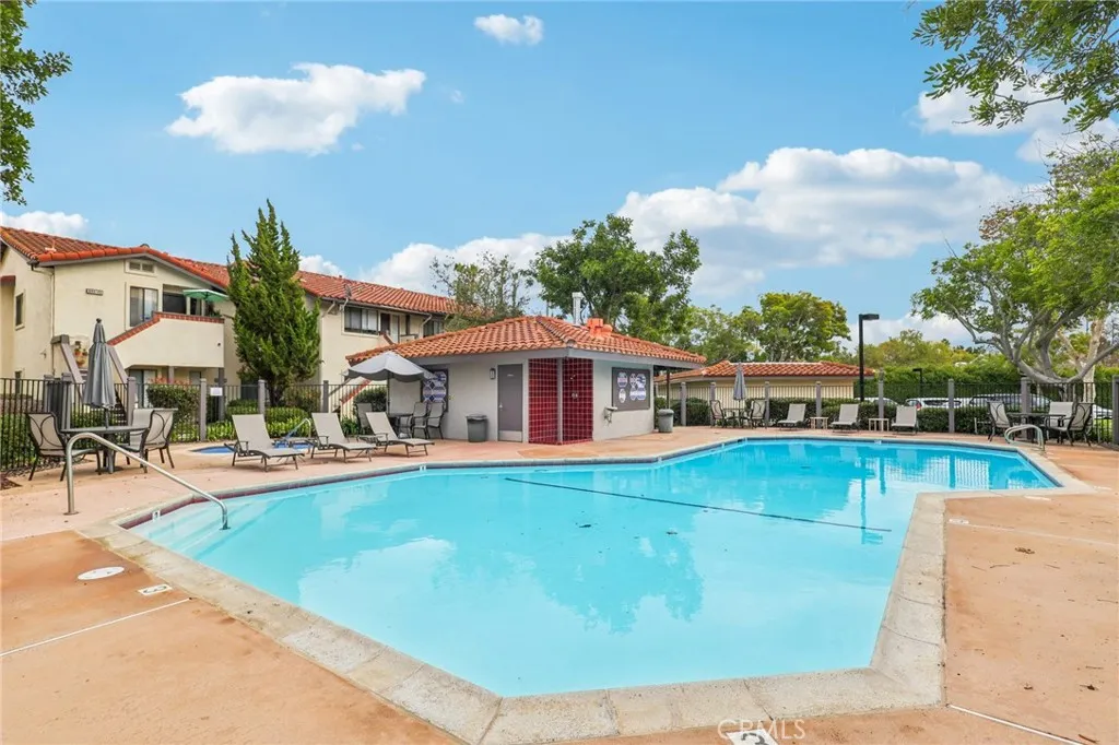 944 Lupine Hills, Vista, California 92081 home-pic-43