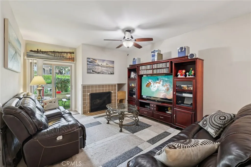 944 Lupine Hills, Vista, California 92081 home-pic-10