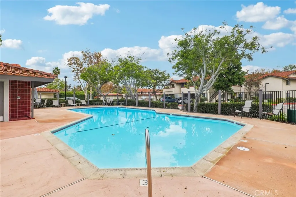 944 Lupine Hills, Vista, California 92081 home-pic-44