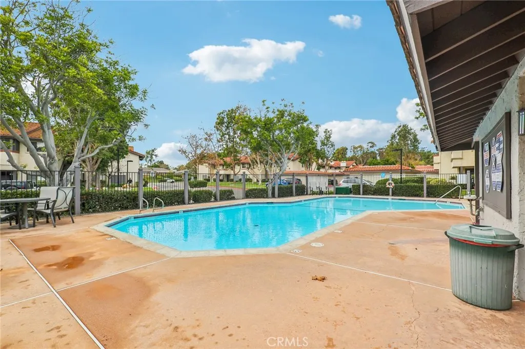 944 Lupine Hills, Vista, California 92081 home-pic-41
