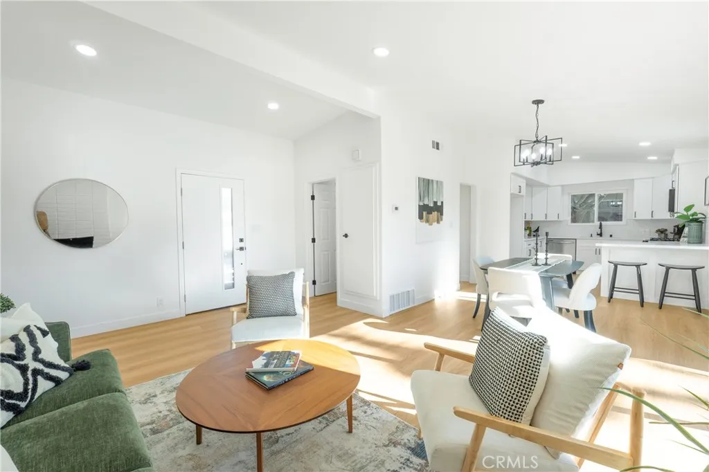 1958 Arthur, Pomona, California 91768 home-pic-6