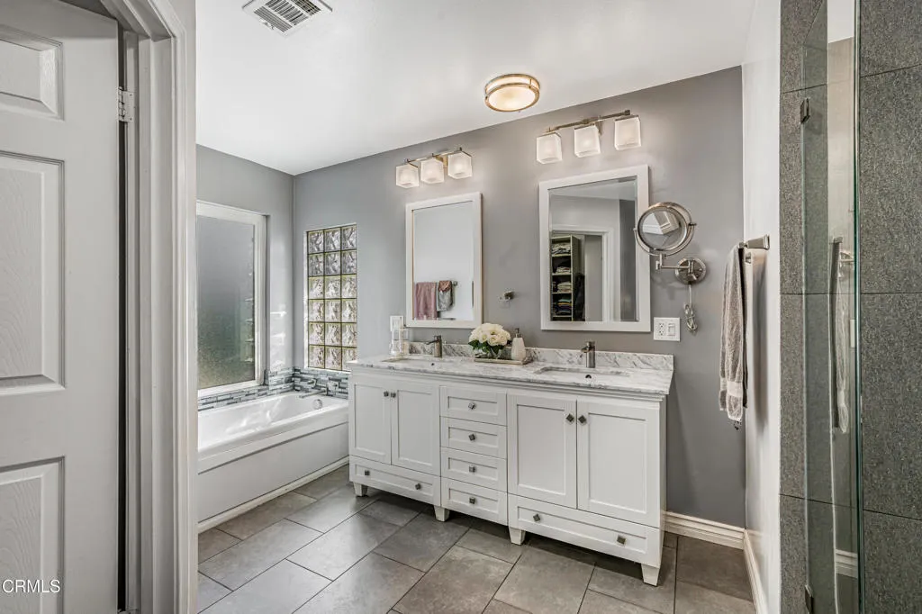 28461 W Driver Avenue, Agoura Hills, California 91301 home-pic-19