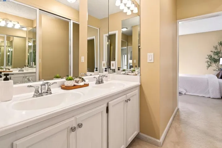 39975 Cedar Blvd 334, Newark, California 94560