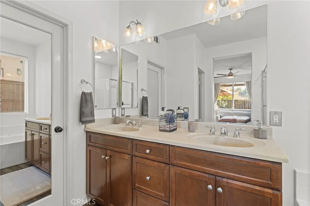 25019 Coral Canyon, Corona, California 92883 home-pic-15