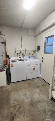 Laundry in garage (new appliances)