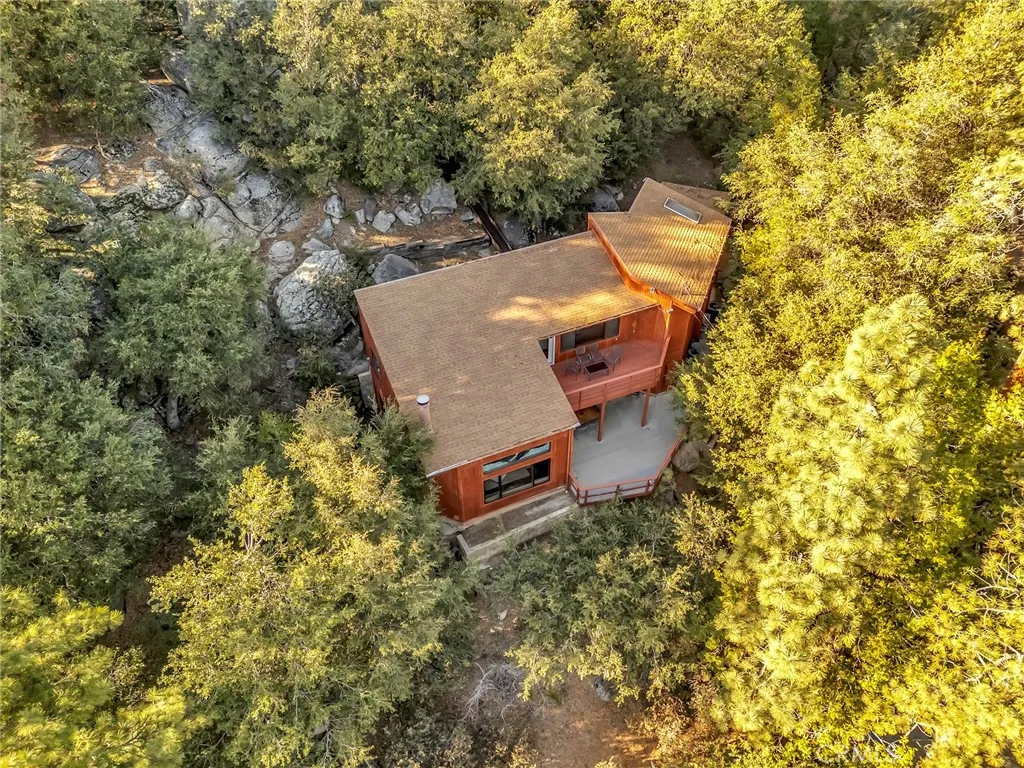 53580 Jeffrey Pine, Idyllwild, California 92549 home-pic-1