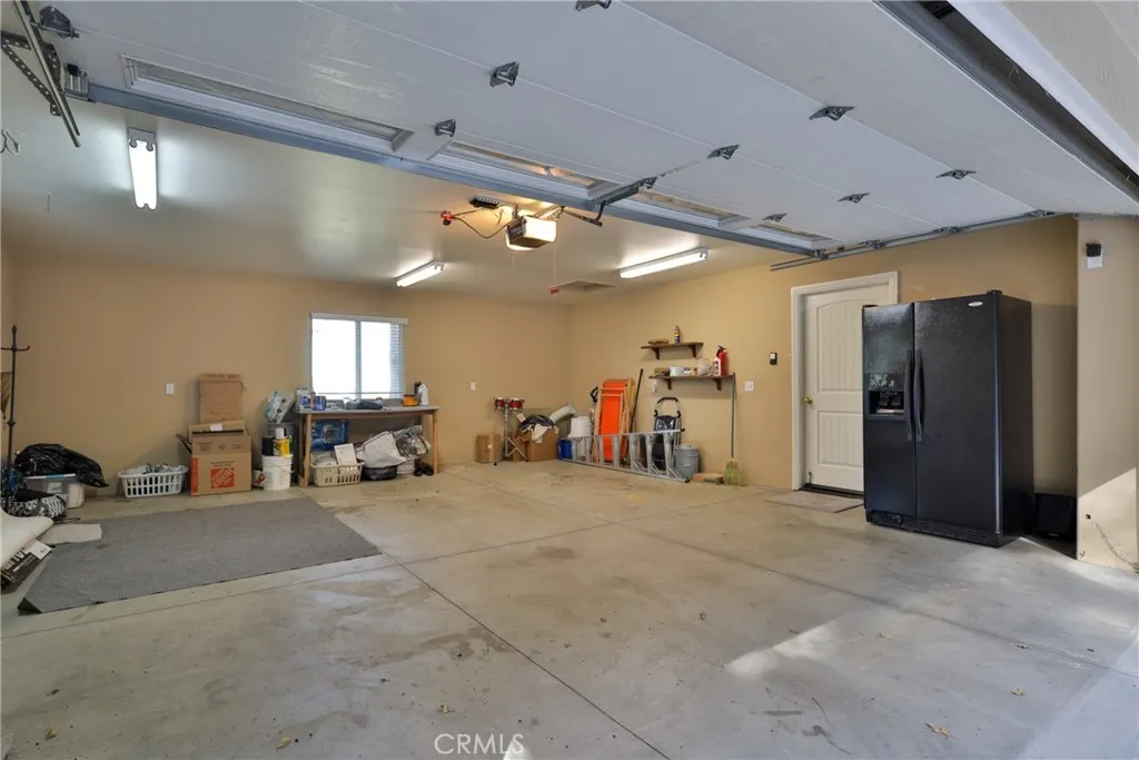 25152 Valle Drive, Crestline, California 92325 home-pic-32