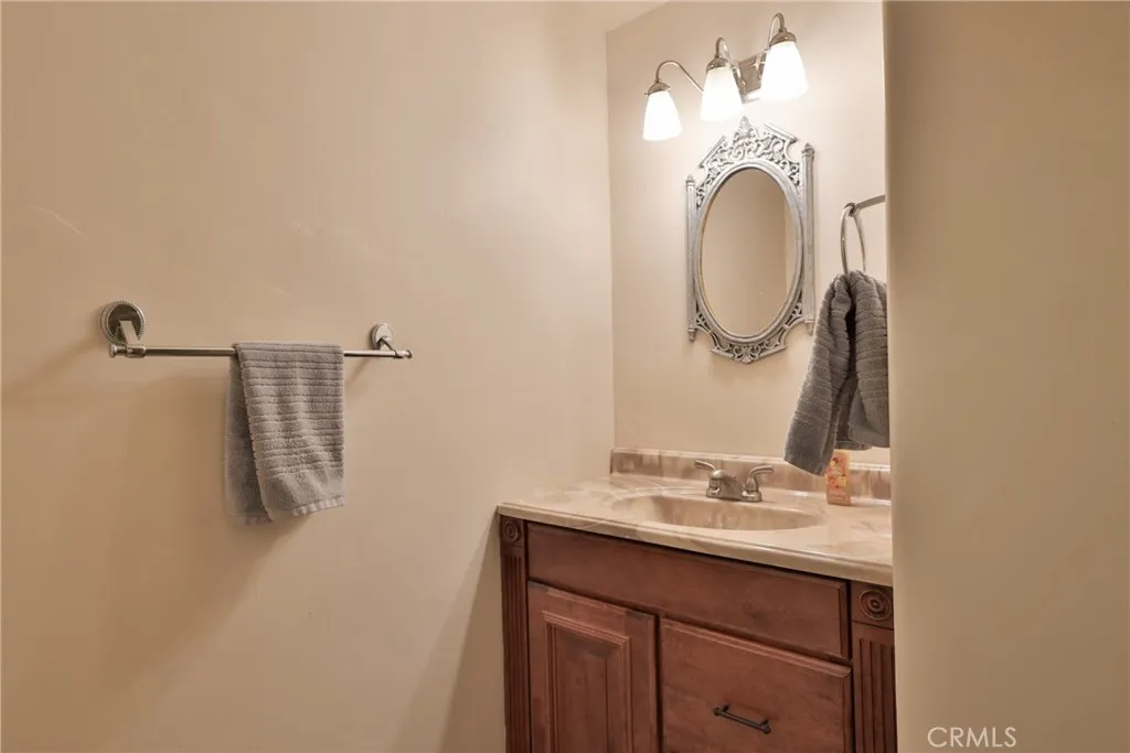 25152 Valle Drive, Crestline, California 92325 home-pic-16