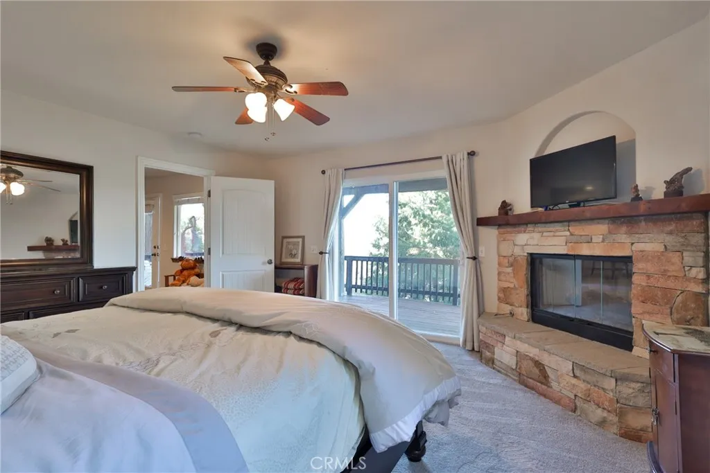 25152 Valle Drive, Crestline, California 92325 home-pic-26