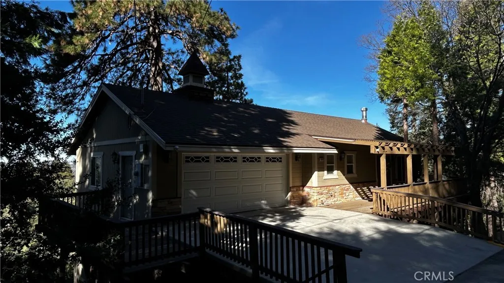 25152 Valle Drive, Crestline, California 92325 home-pic-36