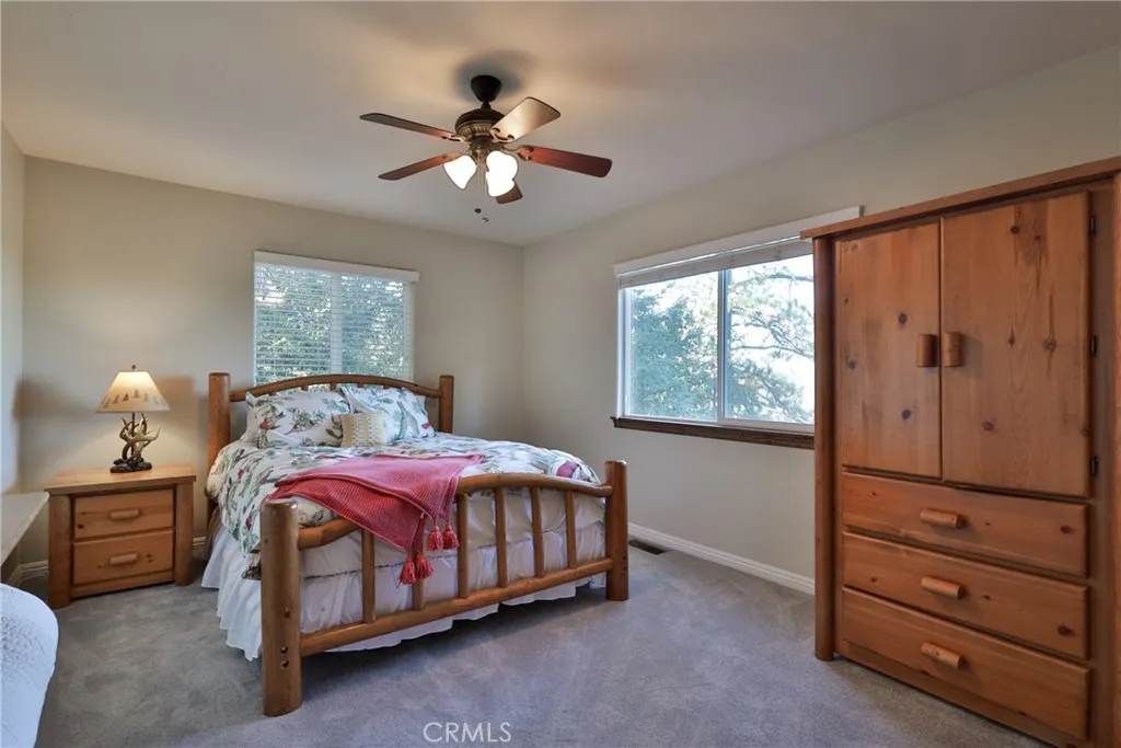 25152 Valle Drive, Crestline, California 92325 home-pic-30