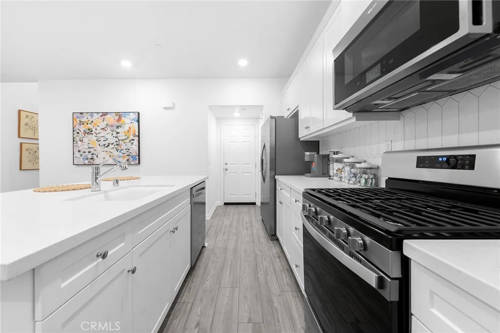 3957 E Huntington, Ontario, California 91761 home-pic-14
