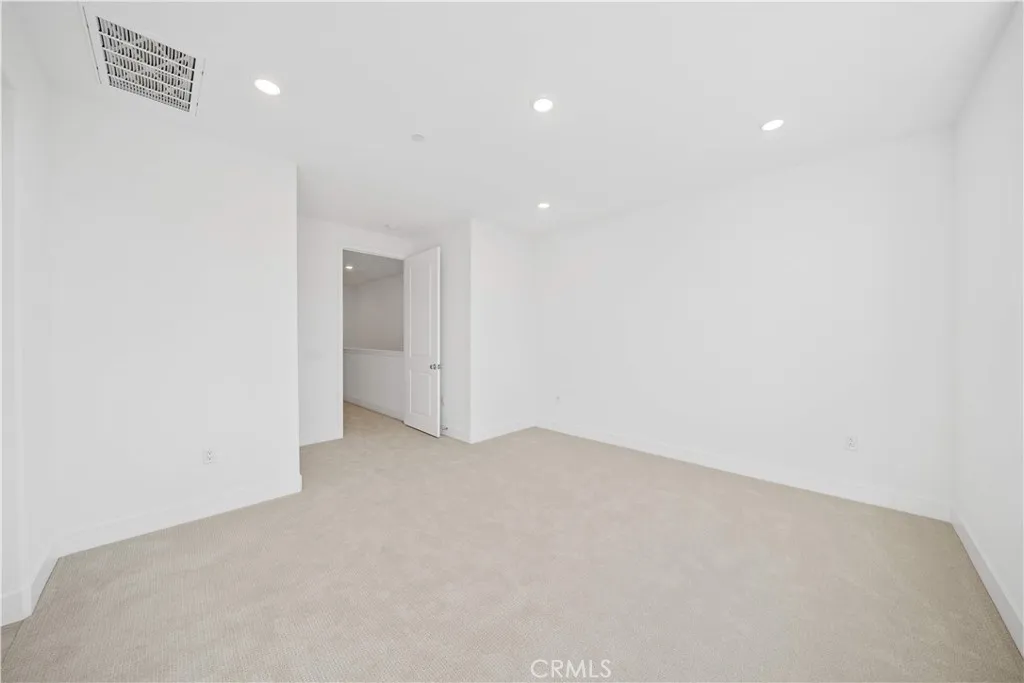 289 Shoveler, Irvine, California 92618 home-pic-35