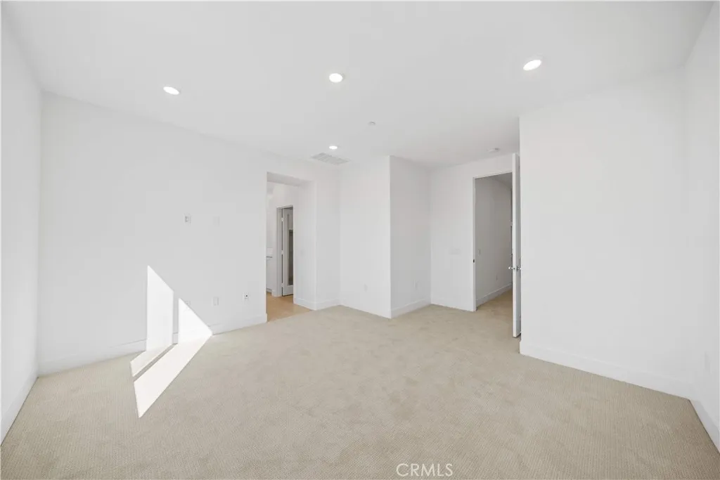 289 Shoveler, Irvine, California 92618 home-pic-33