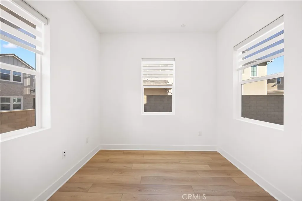 289 Shoveler, Irvine, California 92618 home-pic-11