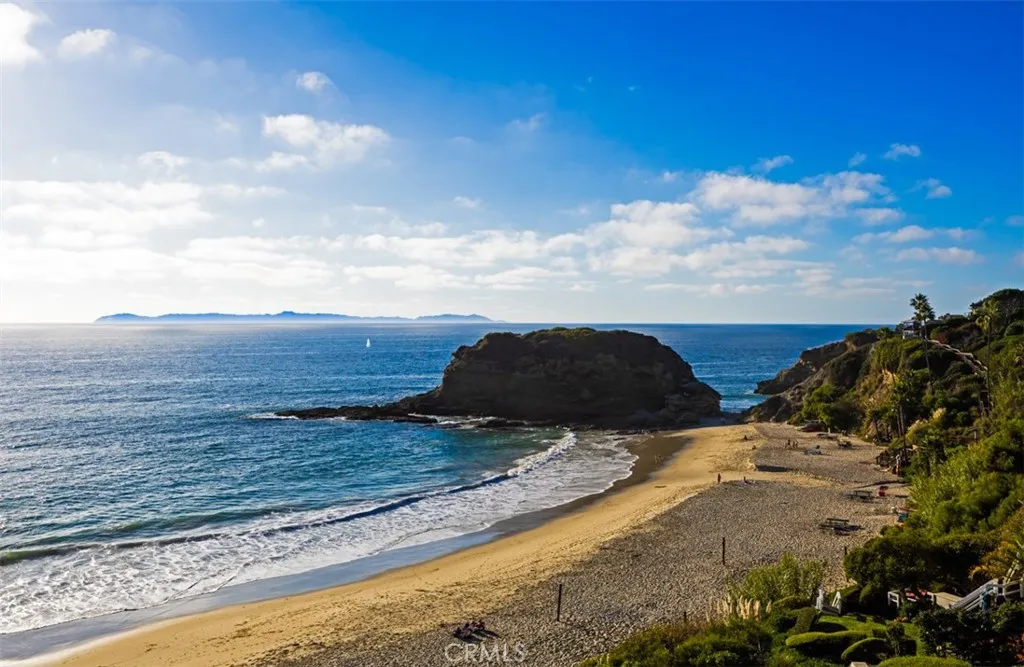 25 Bay, Laguna Beach, California 92651 home-pic-19