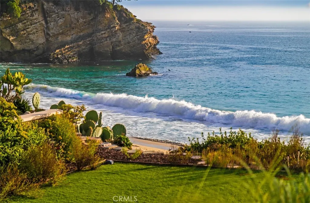 25 Bay, Laguna Beach, California 92651 home-pic-29