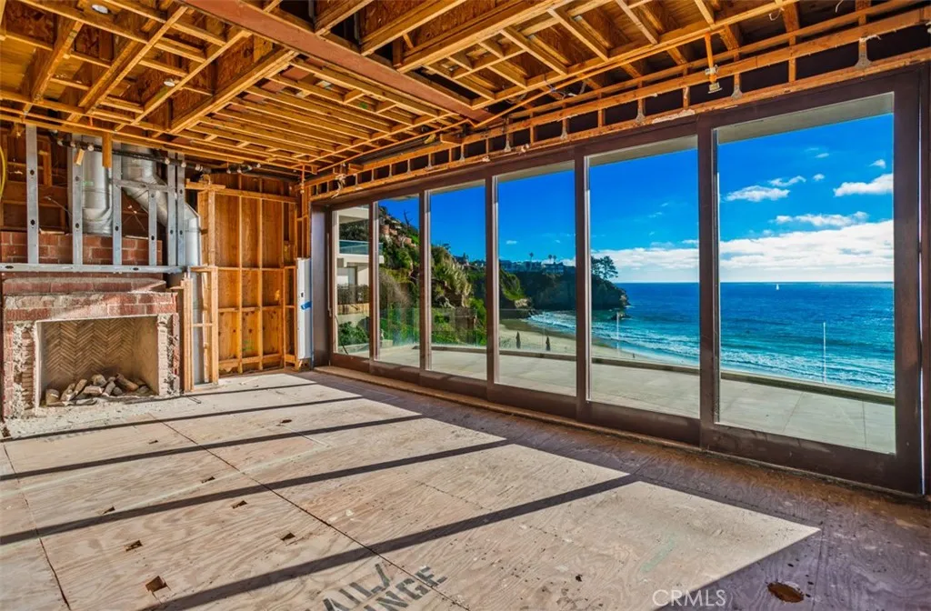 25 Bay, Laguna Beach, California 92651 home-pic-5