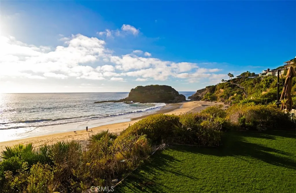 25 Bay, Laguna Beach, California 92651 home-pic-25