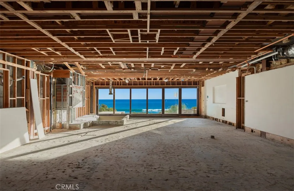 25 Bay, Laguna Beach, California 92651 home-pic-11