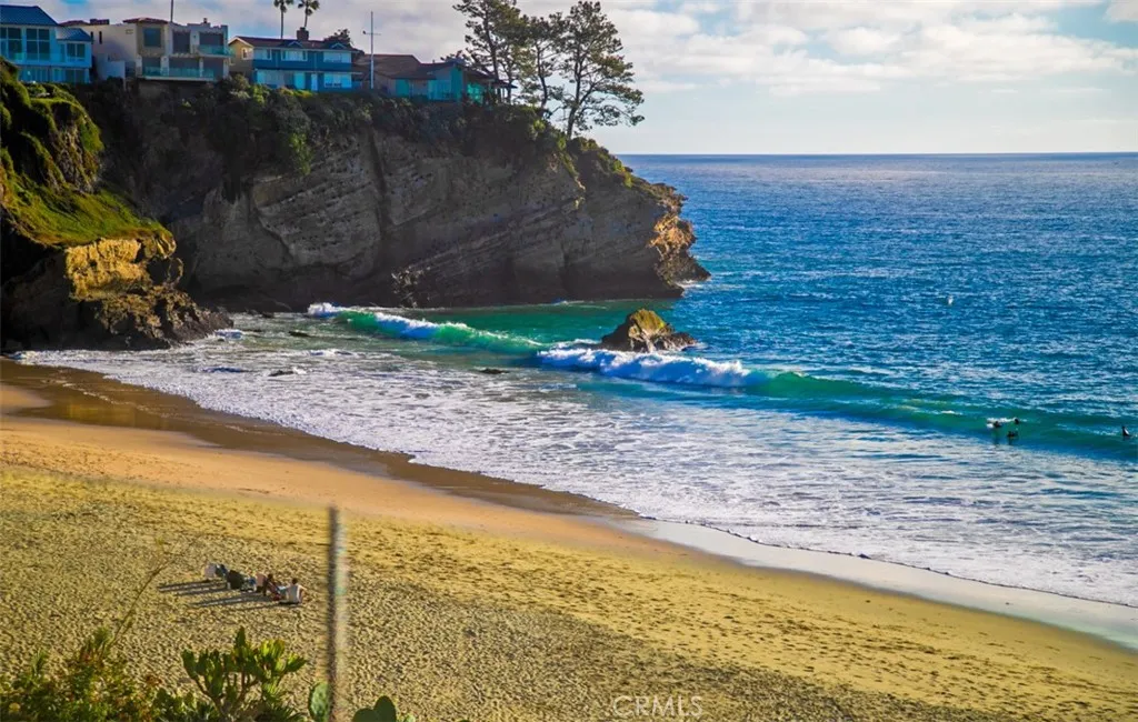 25 Bay, Laguna Beach, California 92651 home-pic-23